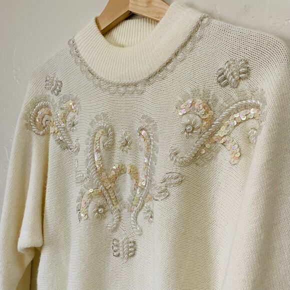 VINTAGE 80's Alfred Dunner Cream Beaded Long Sleeve Sweater - Picture 3 of 9